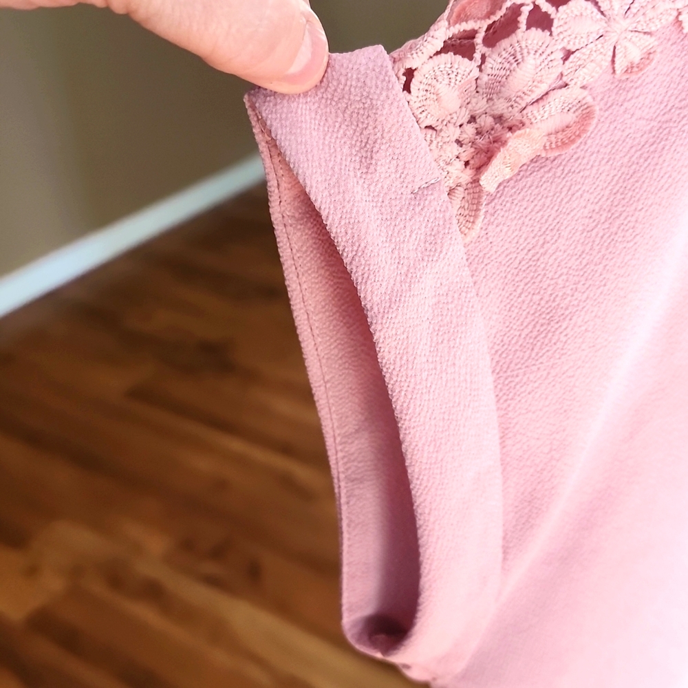 Contrast Lace Solid Blouse - Picture 5 of 6